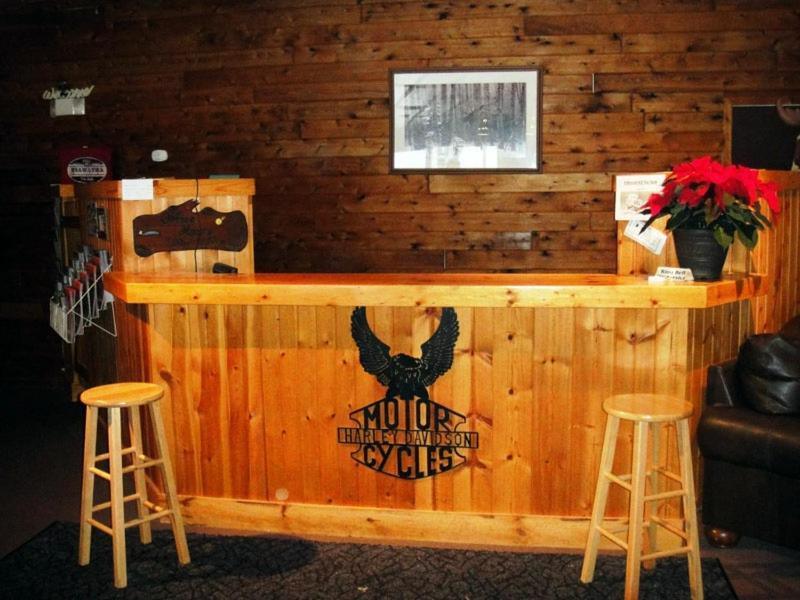 海华沙小屋酒店 伊格尔里弗 外观 照片